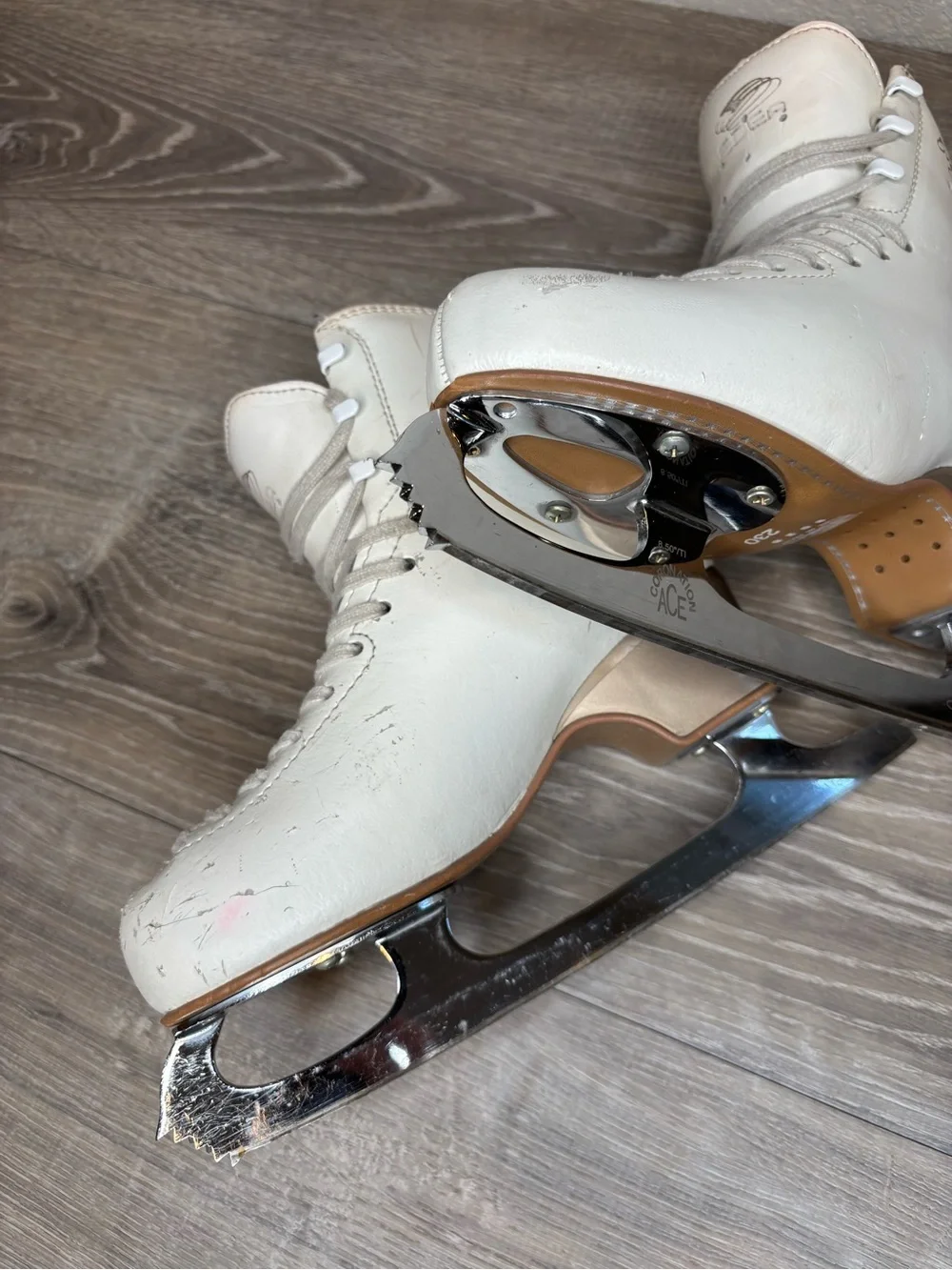 Edea Overture White Figure Skates 230 C w/ John Wilson Coronation Ace Blades
